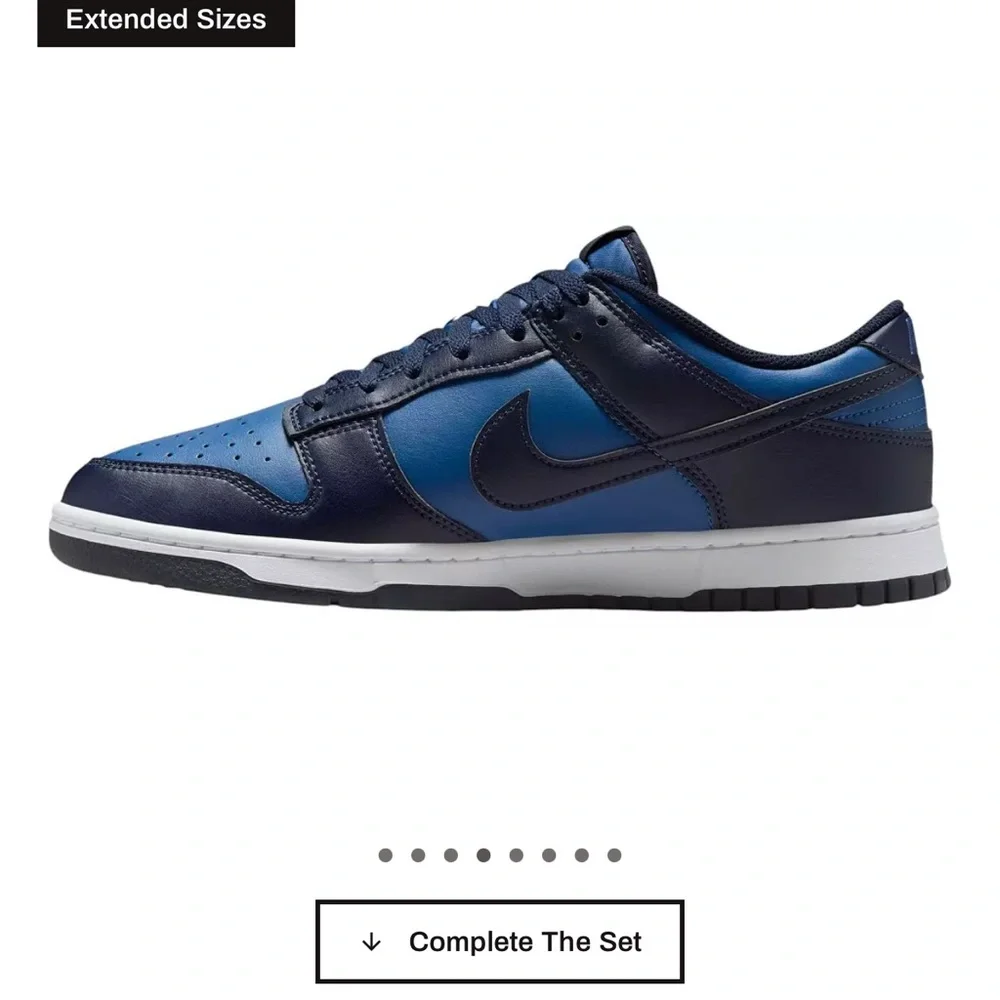 Nike Kids Sneakers in Blue and Black - Picture 7 of 8